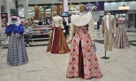 Moda do século passado é destaque de exposição no Criciúma Shopping 