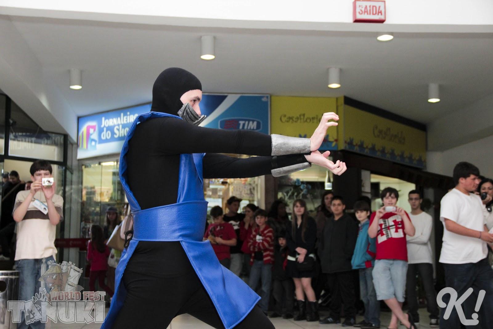 “Cosplayers” agitam no Criciúma Shopping