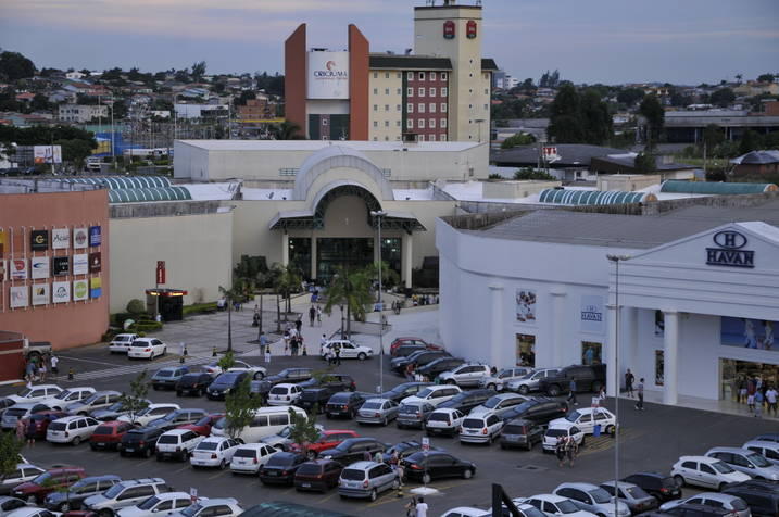 Um negócio consolidado na região: Criciúma Shopping completa 16 anos