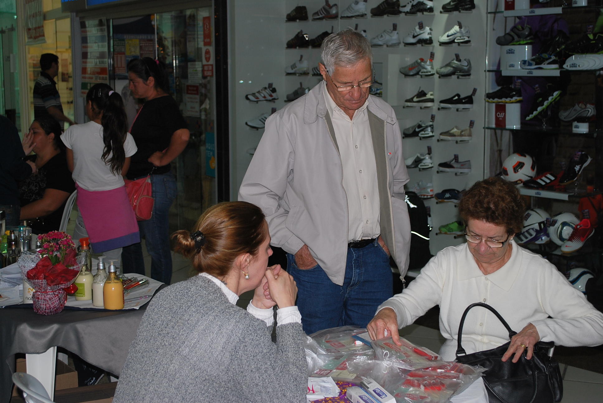 Sesc Saúde atende comunidade no Criciúma Shopping