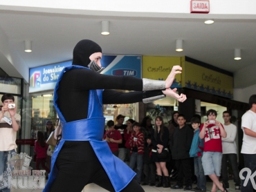 “Cosplayers” agitam no Criciúma Shopping