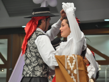 Festival Internacional de Danças começa no Criciúma Shopping