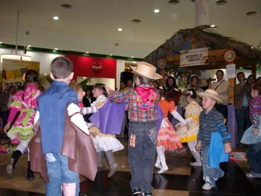 Arraial Criciúma Shopping encerrou neste domingo