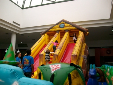 Fazendinha inflável é a nova atração do shopping