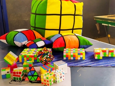 Últimas vagas para participar de Campeonato de Cubo Mágico no Criciúma Shopping
